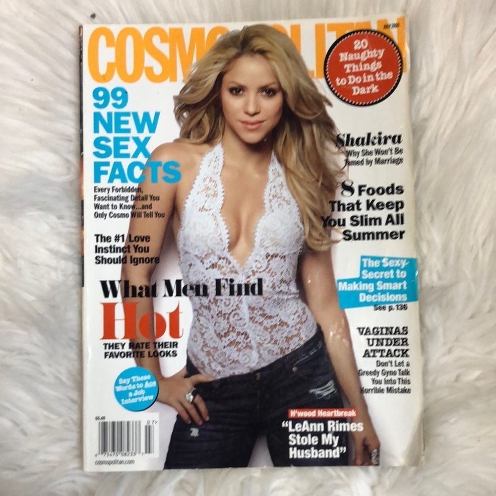 Cosmopolitan Magazine Shakira July 2010